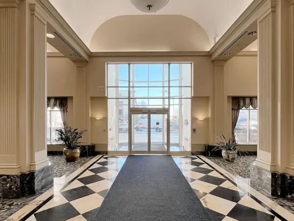 1 Lee Centre DR #2315, Toronto E09, ON M1H 3J2