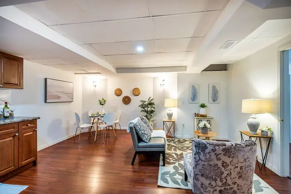 1533 CLEARBROOK DR, Oshawa, ON L1K 2P6