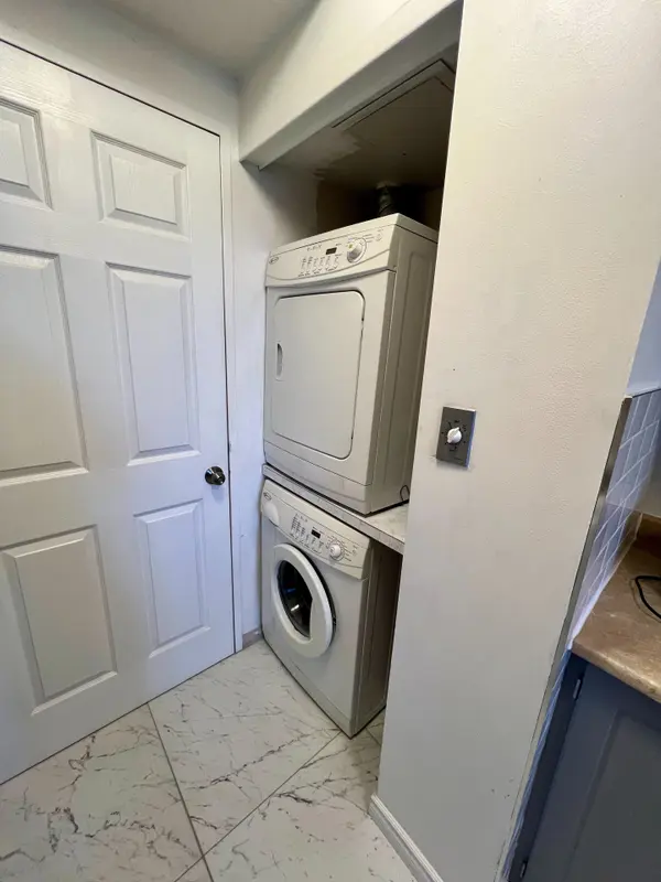 55 William ST E #716, Oshawa, ON L1G 7C9