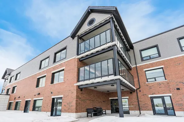 301 Junction RD #A12, Clearview, ON L0M 1S0