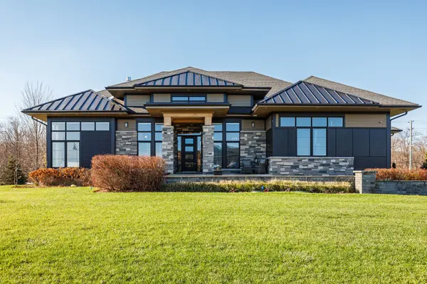 1 Windrose Valley BLVD, Clearview, ON L9Y 0K2