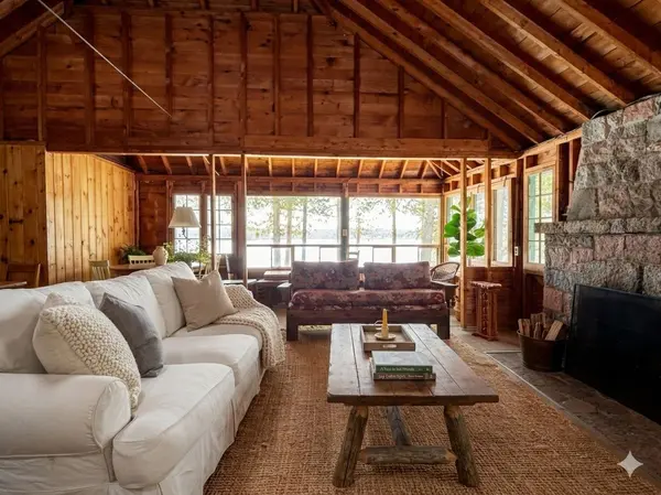 1005 Deacons TRL, Algonquin Highlands, ON K0M 1J2