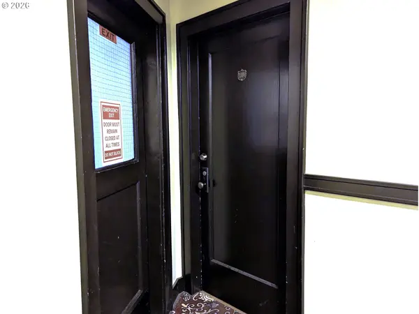 Portland, OR 97214,2829 SE BELMONT ST #104