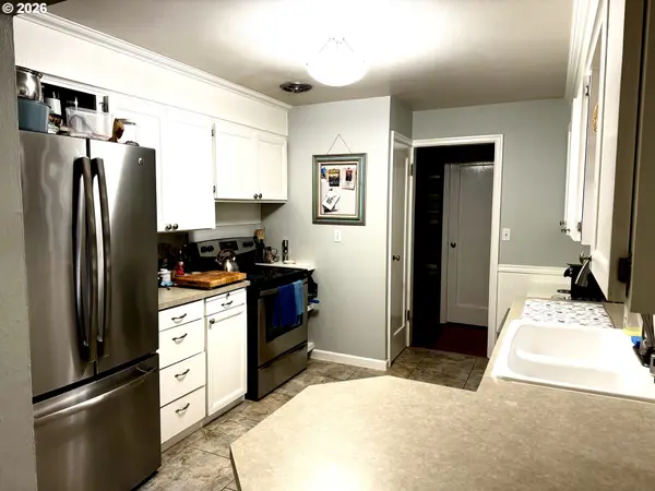 321 E 27TH ST, Vancouver, WA 98663