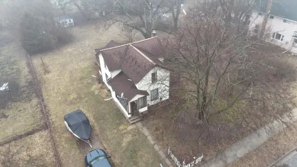 1300 N Waterloo AVE, Jackson City, MI 49202