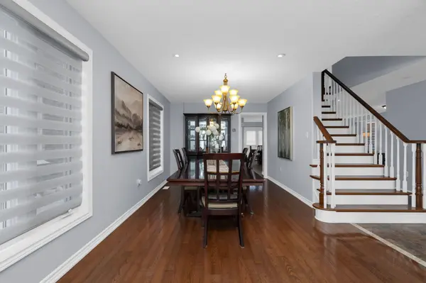 77 Sovereign's Gate, Barrie, ON L4N 0Y9