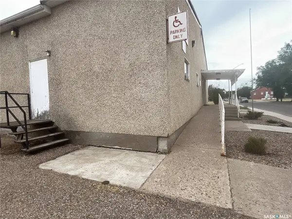 521 5th AVENUE, Maple Creek, SK S0N 1N0