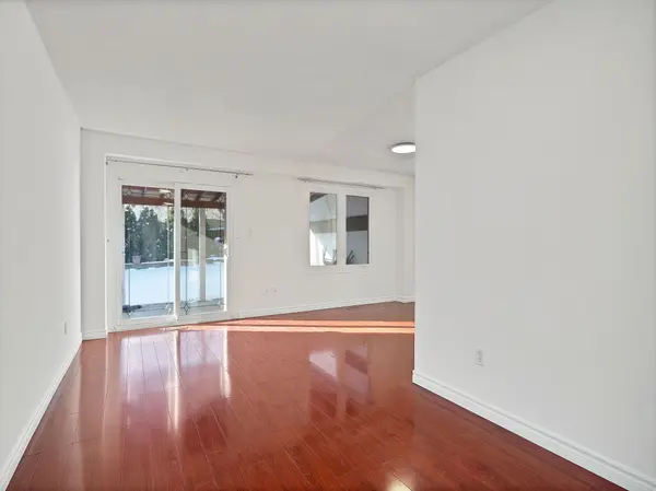 2602 Hemus SQ, Mississauga, ON L5C 3X4