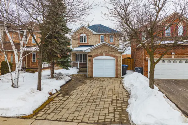 16 Twin Willow CRES, Brampton, ON L7A 1K1