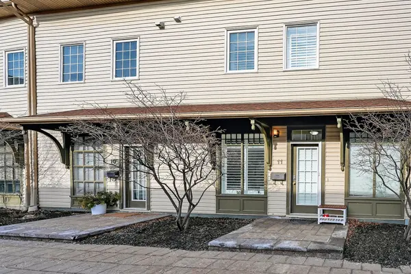 49 Ontario ST #11, Grimsby, ON L3M 3H2