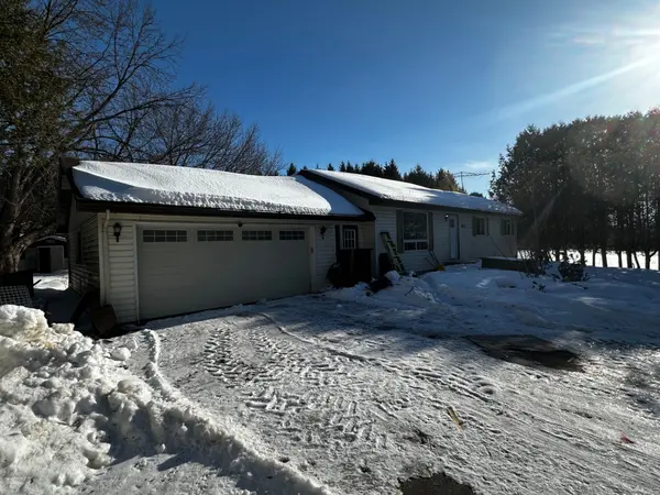 2208 Fitzroy ST N, Carp - Dunrobin - Huntley - Fitzroy And Area, ON K0A 1X0