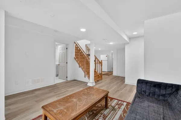 1263 Maitland AVE #Maitland, Belair Park - Copeland Park And Area, ON K2C 2C4