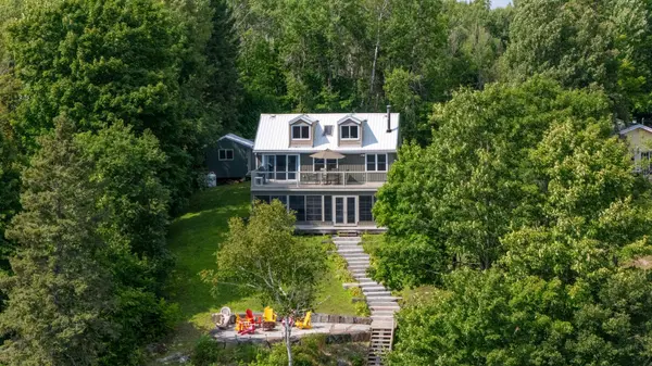 16 Golden Horseshoe LN, Whitestone, ON P0G 1G0