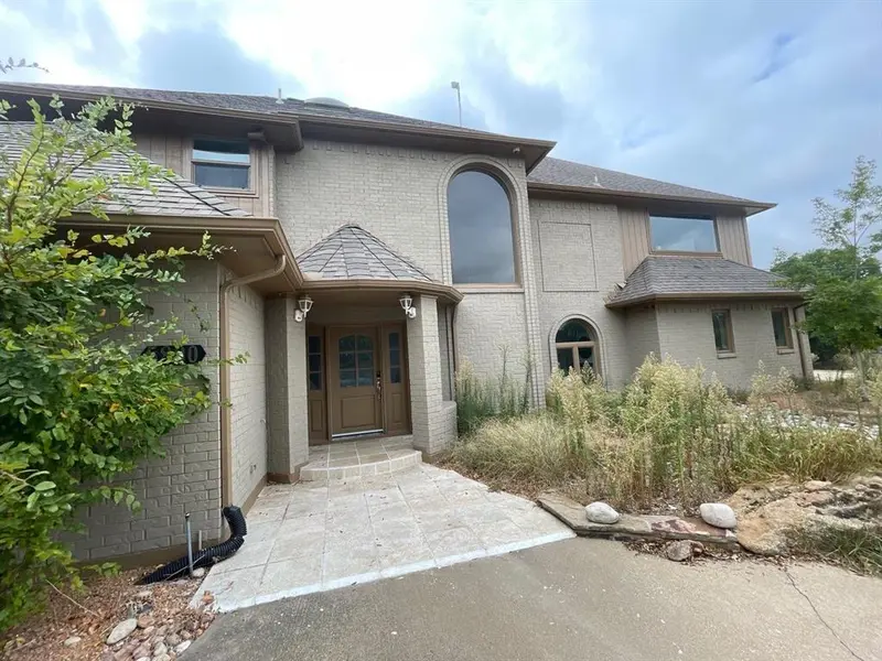 5890 Montgomery Road, Midlothian, TX 76065