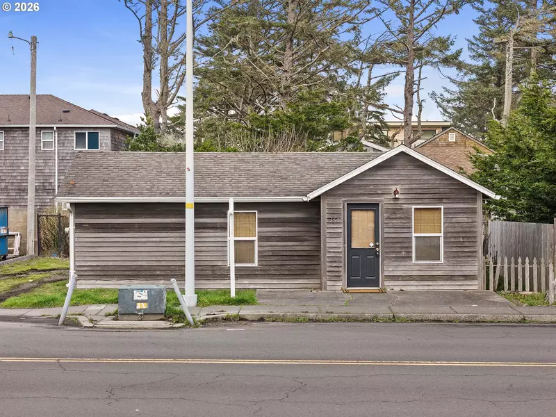 150 AVENUE U, Seaside, OR 97138