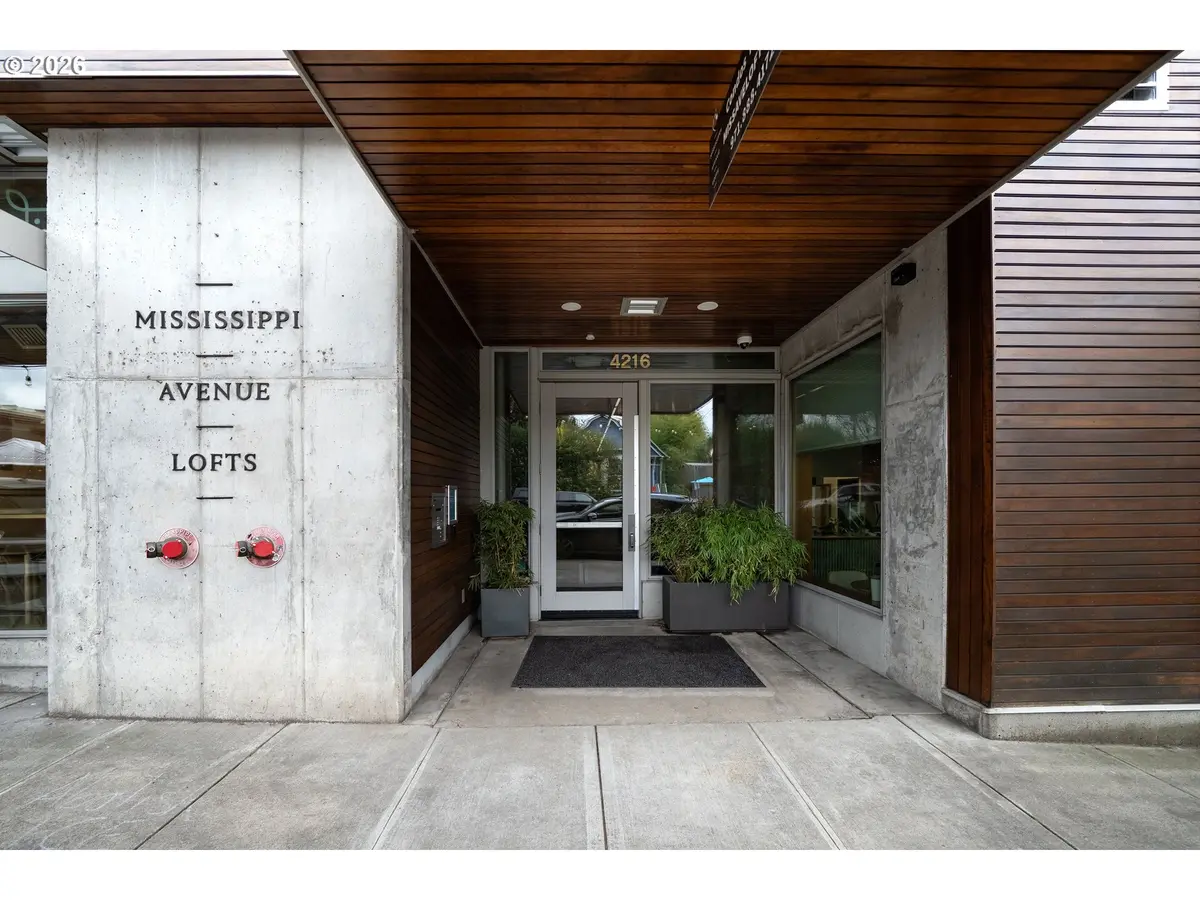 4216 N MISSISSIPPI AVE #207, Portland, OR 97217
