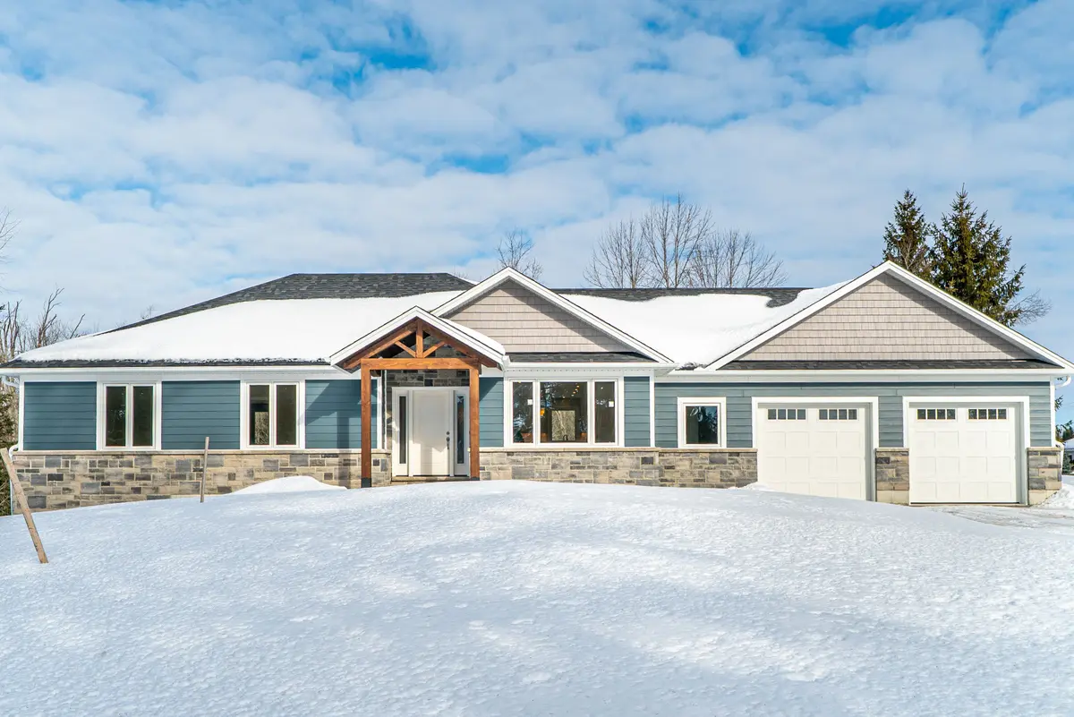 10 Patrick ST, Kawartha Lakes, ON K0M 2B0