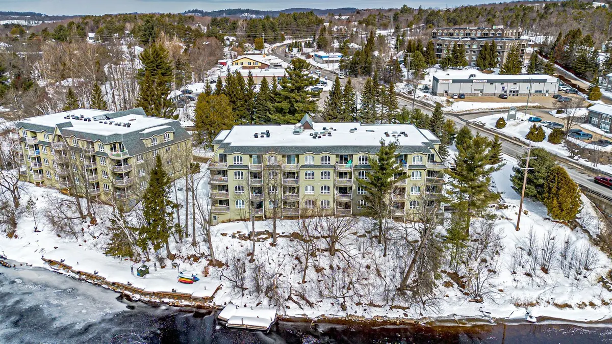 31 Dairy LN #308, Huntsville, ON P1H 2L7