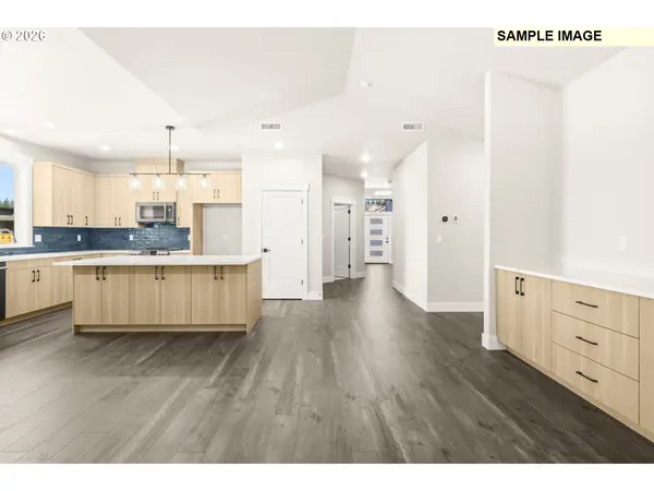 2201 E JUNIPER CIR #20, La Center, WA 98629