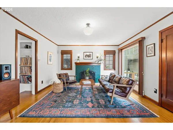 7124 N MONTANA AVE, Portland, OR 97217