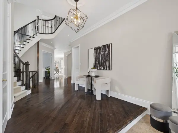 232 Luca AVE, Vaughan, ON L6A 0X3