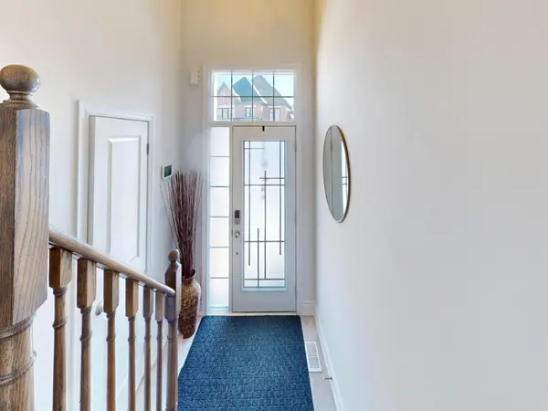 6 Oakmore LN, Brampton, ON L6Y 6H5