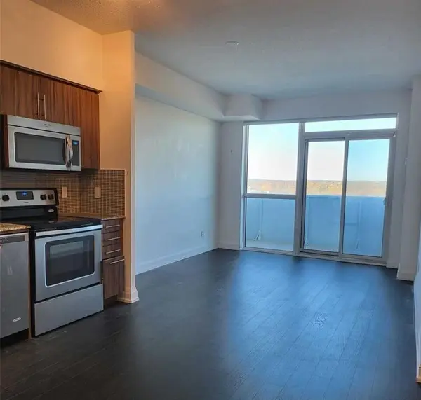 65 Speers RD #1302, Oakville, ON L6K 0J1