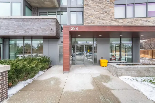 1284 Guelph Line #307, Burlington, ON L7P 0T9