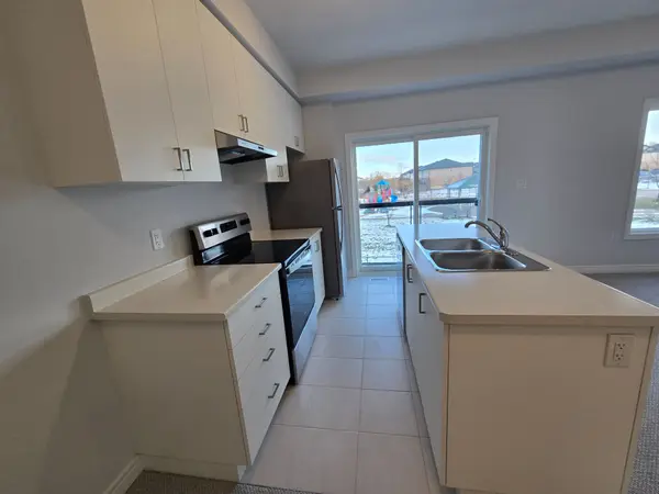 205 Thames WAY #5, Hamilton, ON L0R 1W0