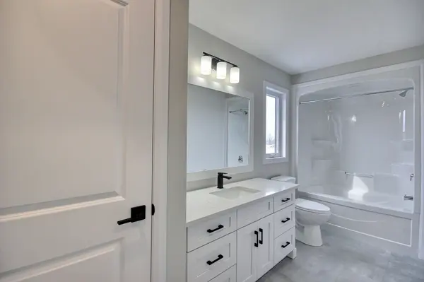 14 Roberts ST N, Huron East, ON N0G 1B0