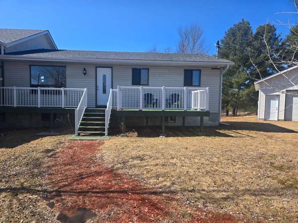 11150 Highway 41 N/A #B, Addington Highlands, ON K0H 1Z0