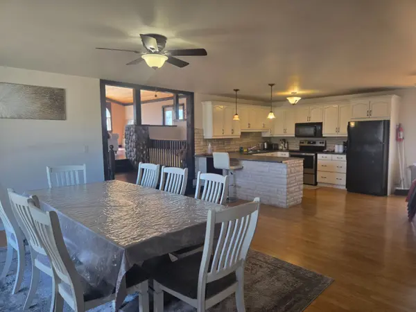 11150 Highway 41 N/A #B, Addington Highlands, ON K0H 1Z0