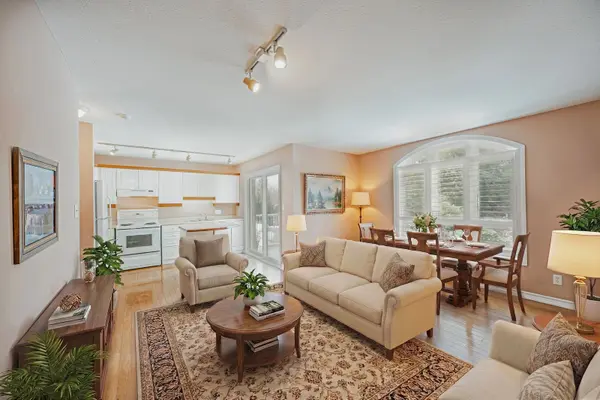 31 Dairy LN #308, Huntsville, ON P1H 2L7