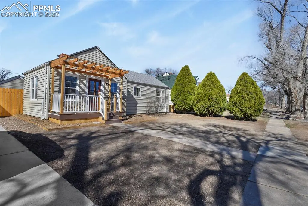 2415 2nd AVE, Pueblo, CO 81003