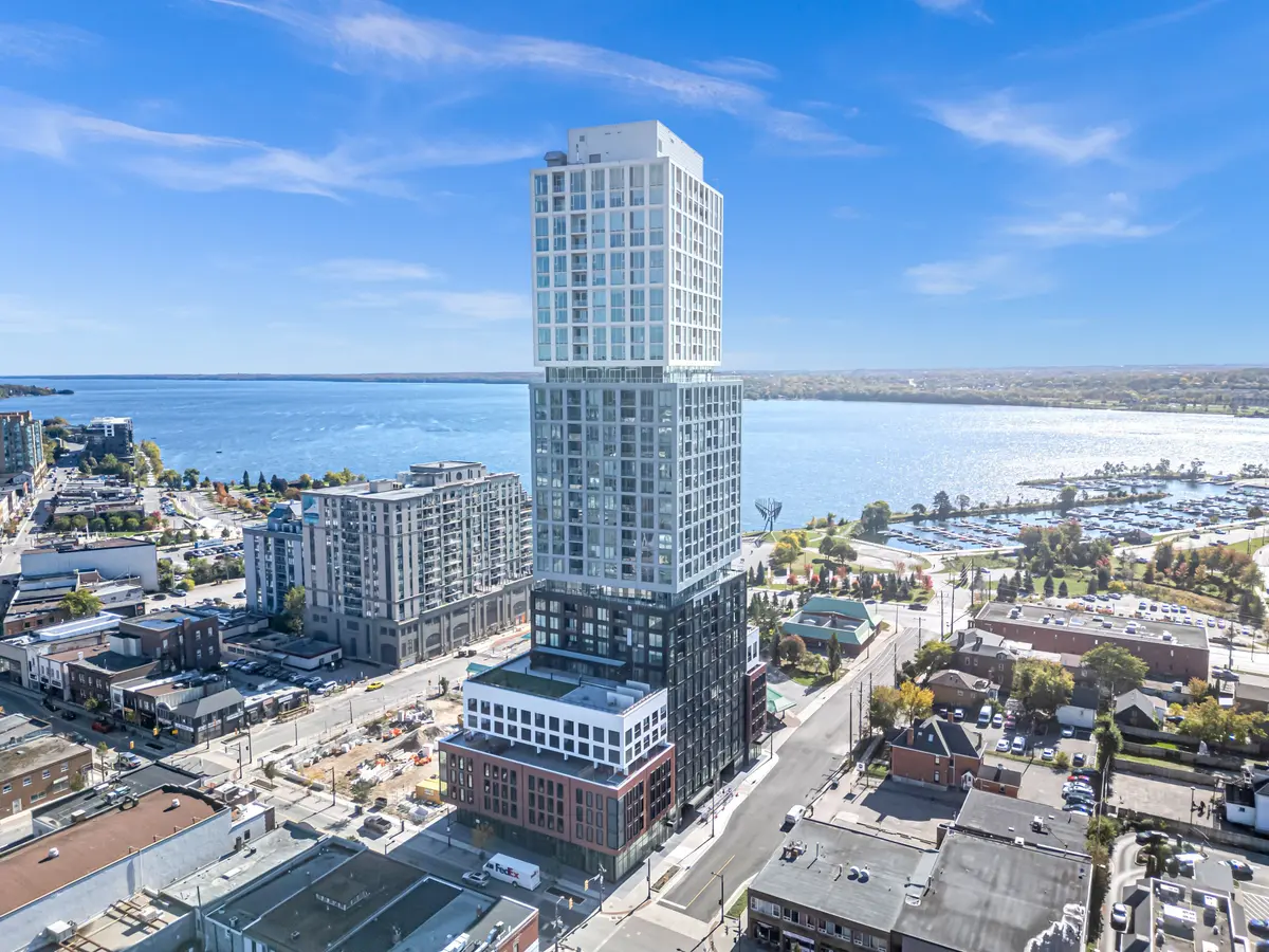 39 Mary ST W #2102, Barrie, ON L4N 1S9