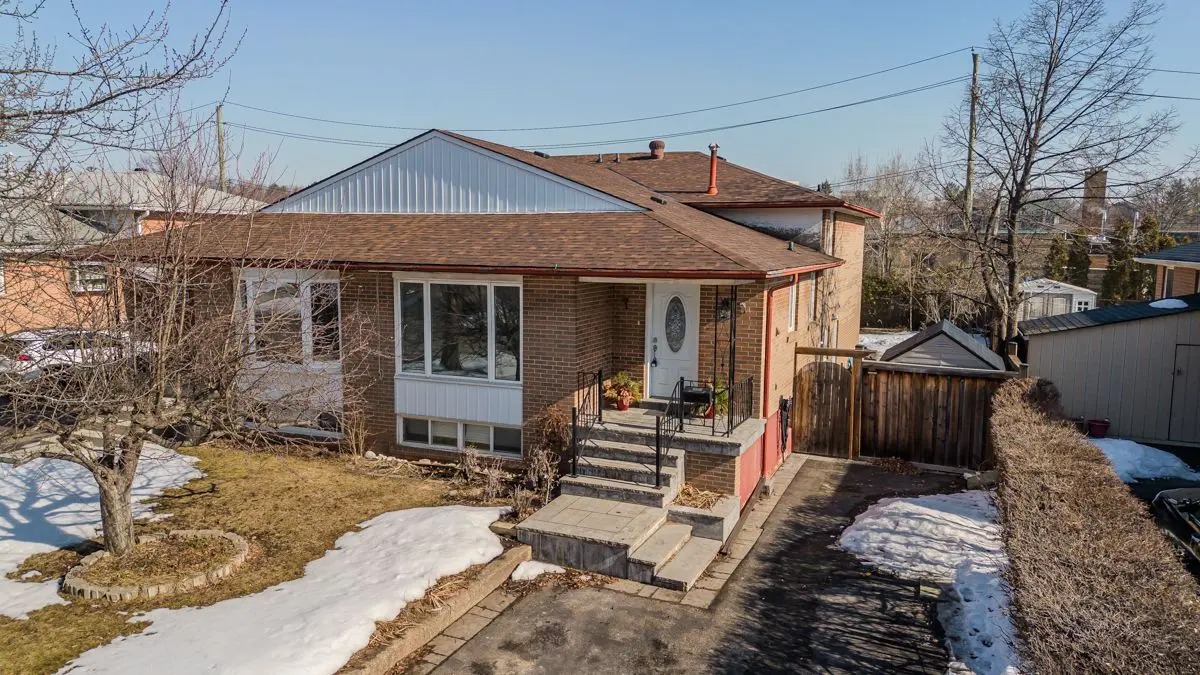1294 Napier CRES, Oakville, ON L6H 2A4