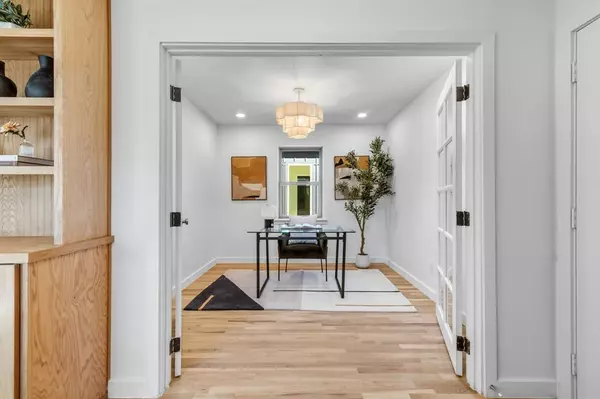 Dallas, TX 75218,10930 Ridgemeadow Drive