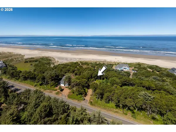 600 SW Pacific Coast Hwy, Waldport, OR 97394