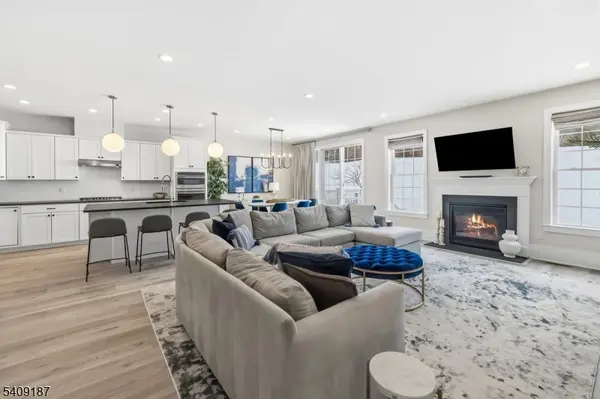 34 Aspen Dr, Cedar Grove Twp., NJ 07009