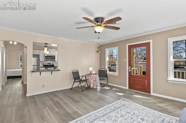 2415 2nd AVE, Pueblo, CO 81003