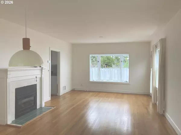 Astoria, OR 97103,538 KENSINGTON AVE