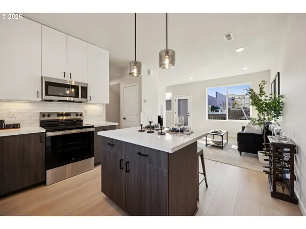 1731 SE CLATSOP ST, Portland, OR 97202