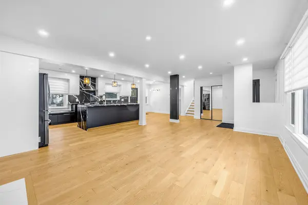 180 Glenwood CRES, Oshawa, ON L1G 3B1