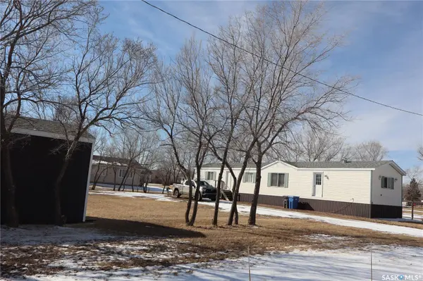 20 H AVENUE, Willow Bunch, SK S0H 4K0