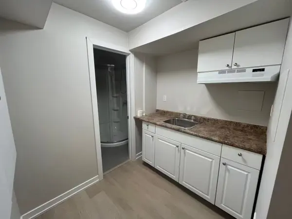 401 KITTRIDGE RD #Bsmt, Oakville, ON L6H 7K6