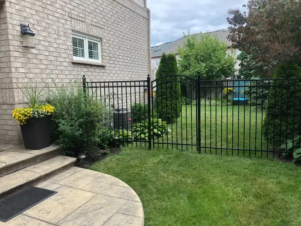 2157 Forest Gate PARK, Oakville, ON L6M 4B3