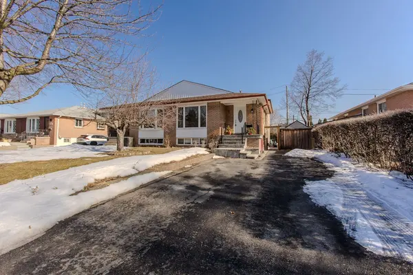 1294 Napier CRES, Oakville, ON L6H 2A4