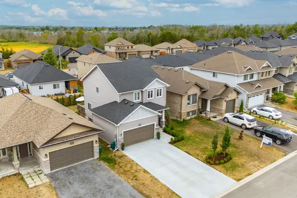 14 Cypress DR, Belleville, ON K8N 0J6