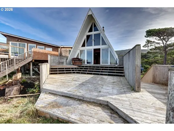 Rockaway Beach, OR 97136,25780 BEACH DR