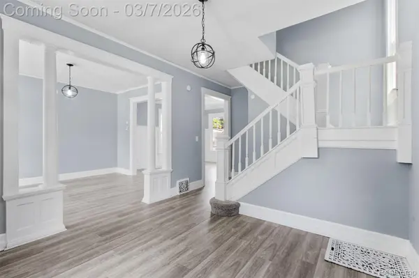 1036 Military ST, Detroit, MI 48209